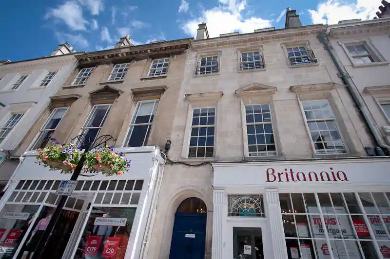  exterior Kaplan Dil Okulları