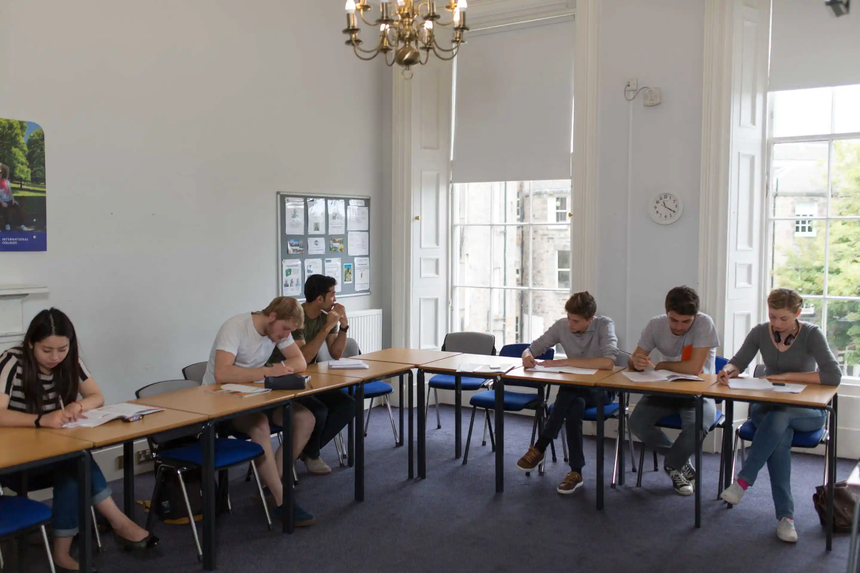 مدرسة  كابلان الإنجليزية  - أدنبرة