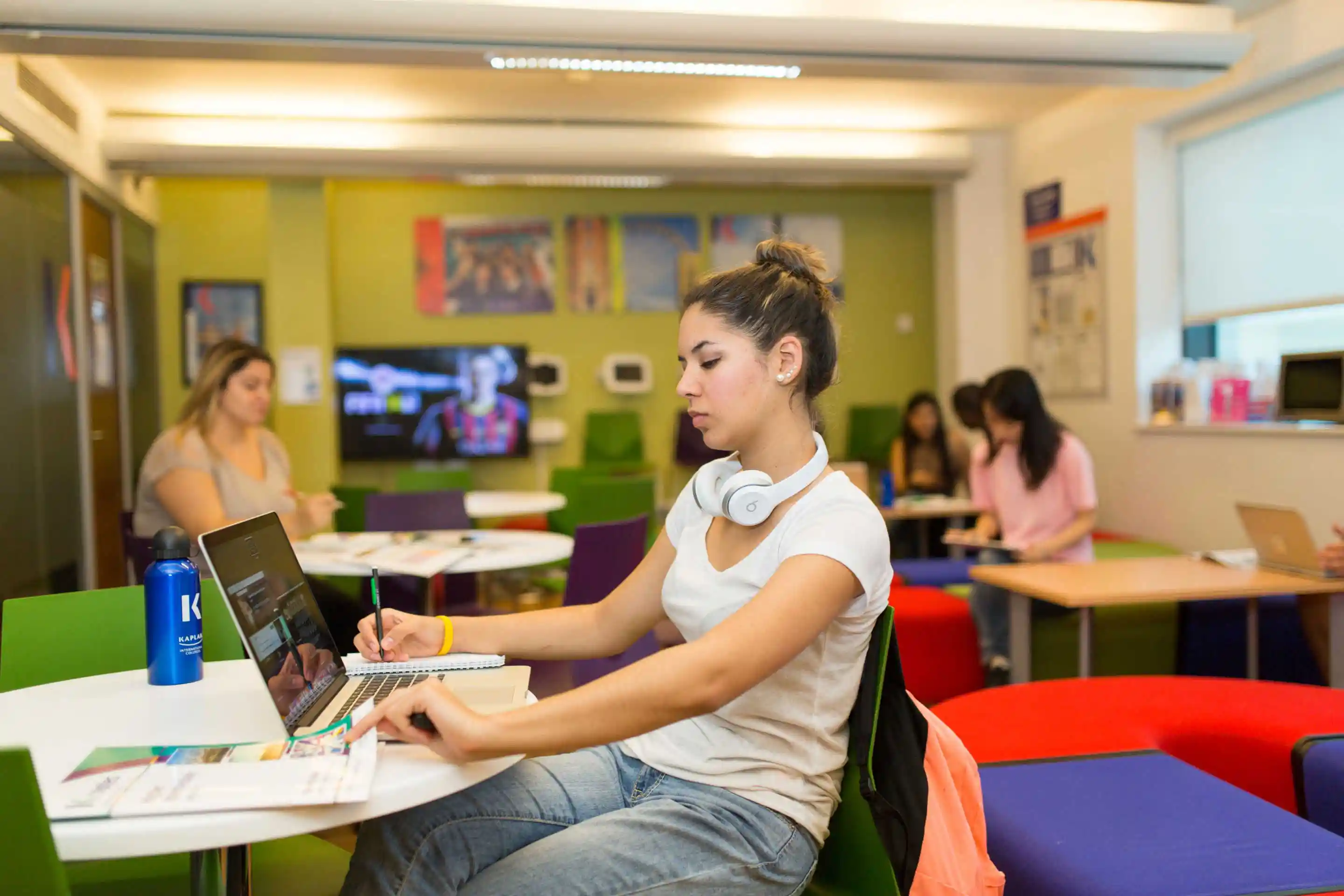  common areas Kaplan International Language Schools